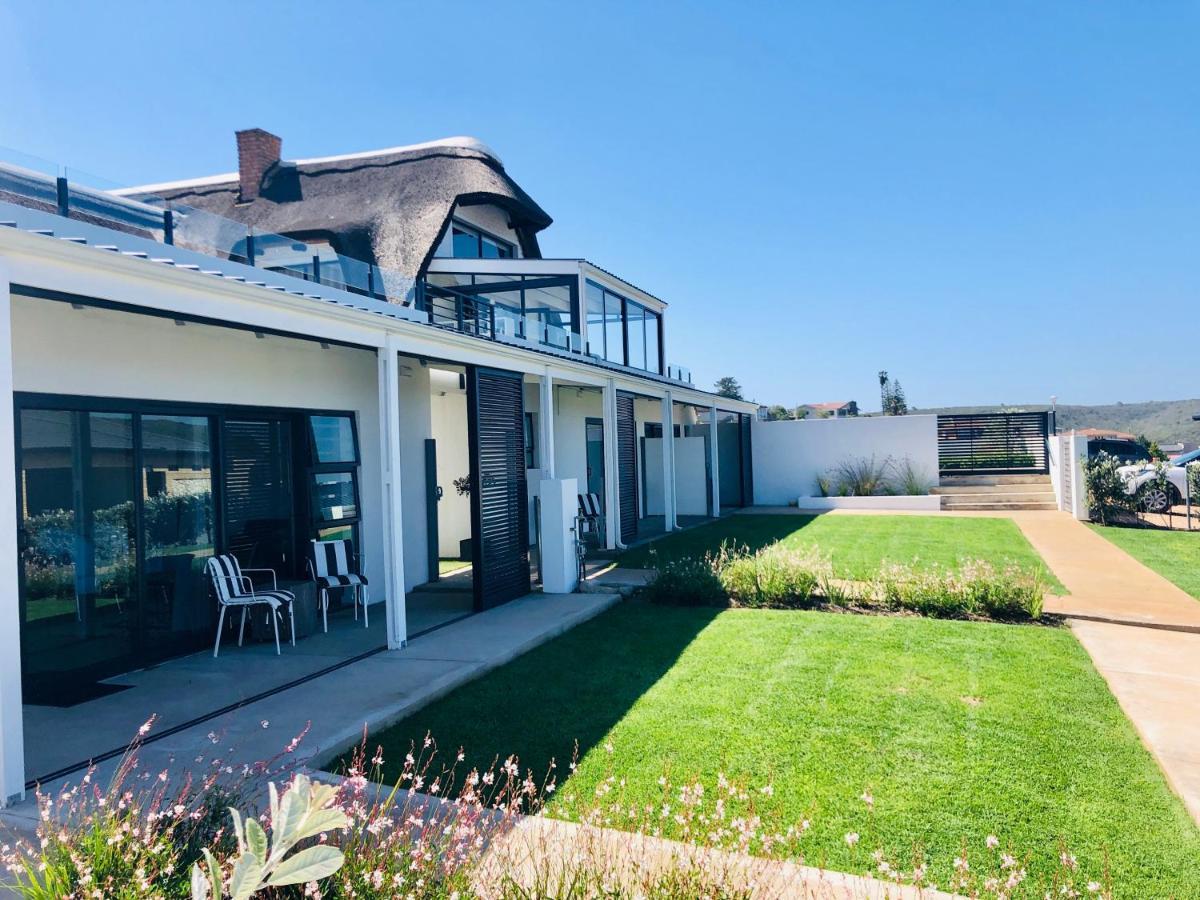 Karee Manor Guesthouse Stilbaai Exterior photo